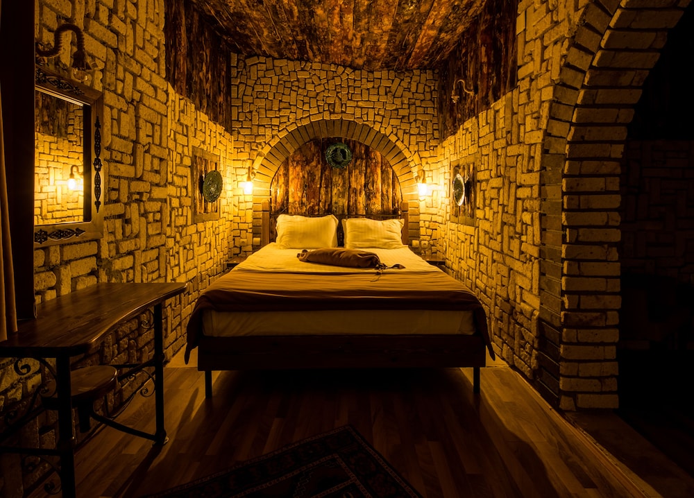 Sarihan Cave Hotel 24/50
