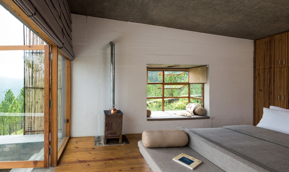 The Kumaon 6/15