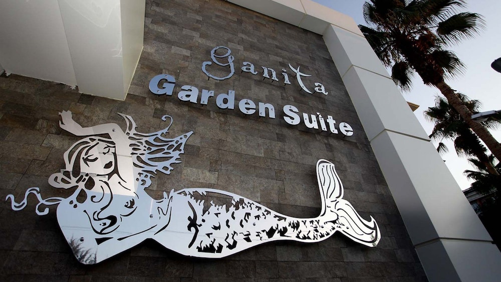 The Garden Beach Hotel 6/50