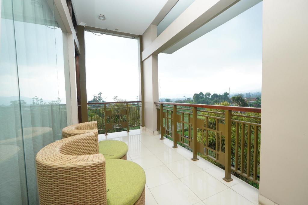 Sapadia Guesthouse Ciwidey Bandung 33/38