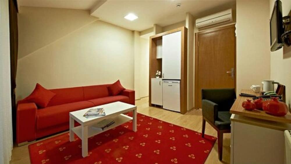 Retropera Hotel 46/60