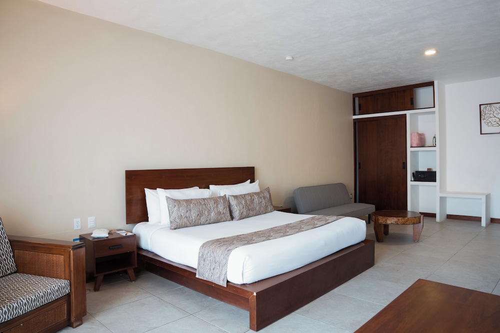 The Mint Resort Isla Mujeres 17/67