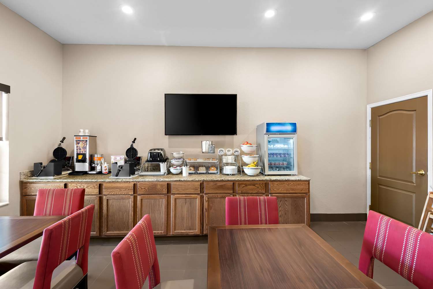 Comfort Inn & Suites Independence 8/13