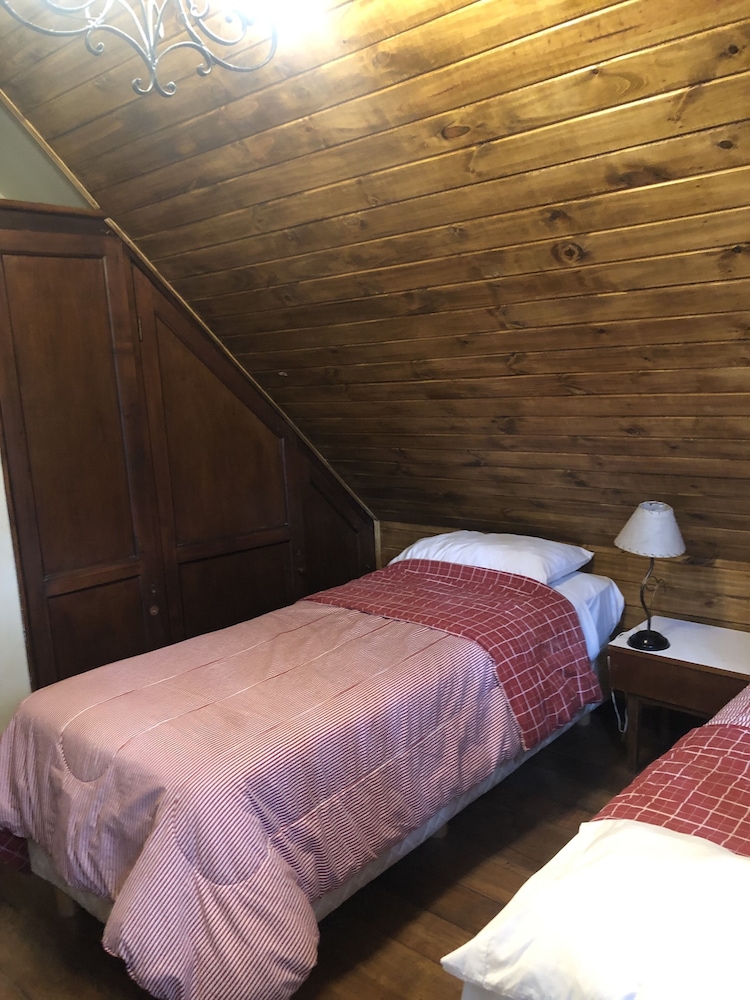 Hosteria Hueney Ruca 18/50