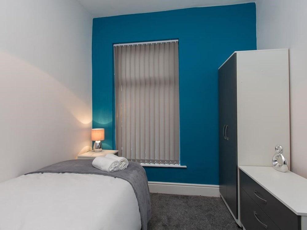 Townhouse @166 Ruskin Rd 13/32