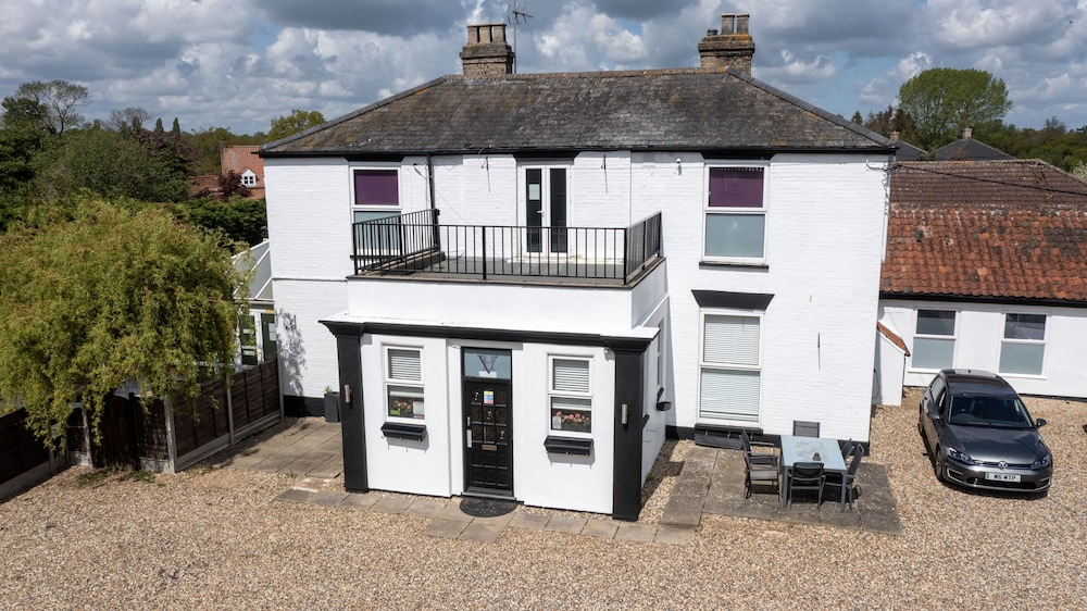 OYO Watton Vibe Hotel 38/50