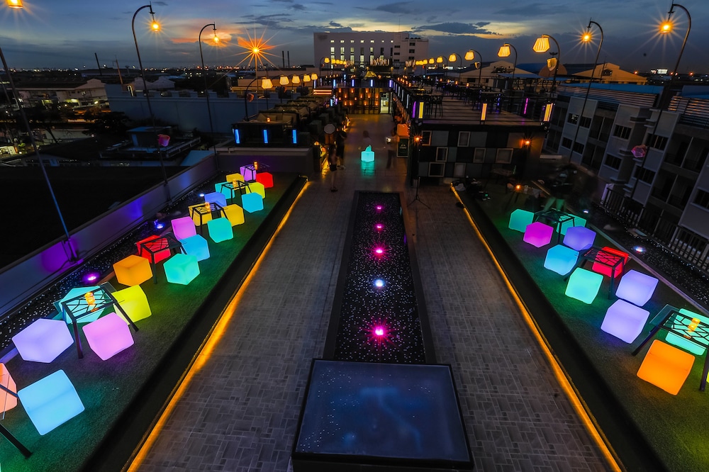 Suvarnabhumi Ville Airport Hotel 53/63