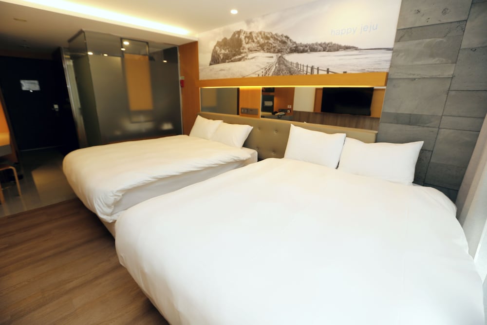 Asia Hotel Jeju 33/53