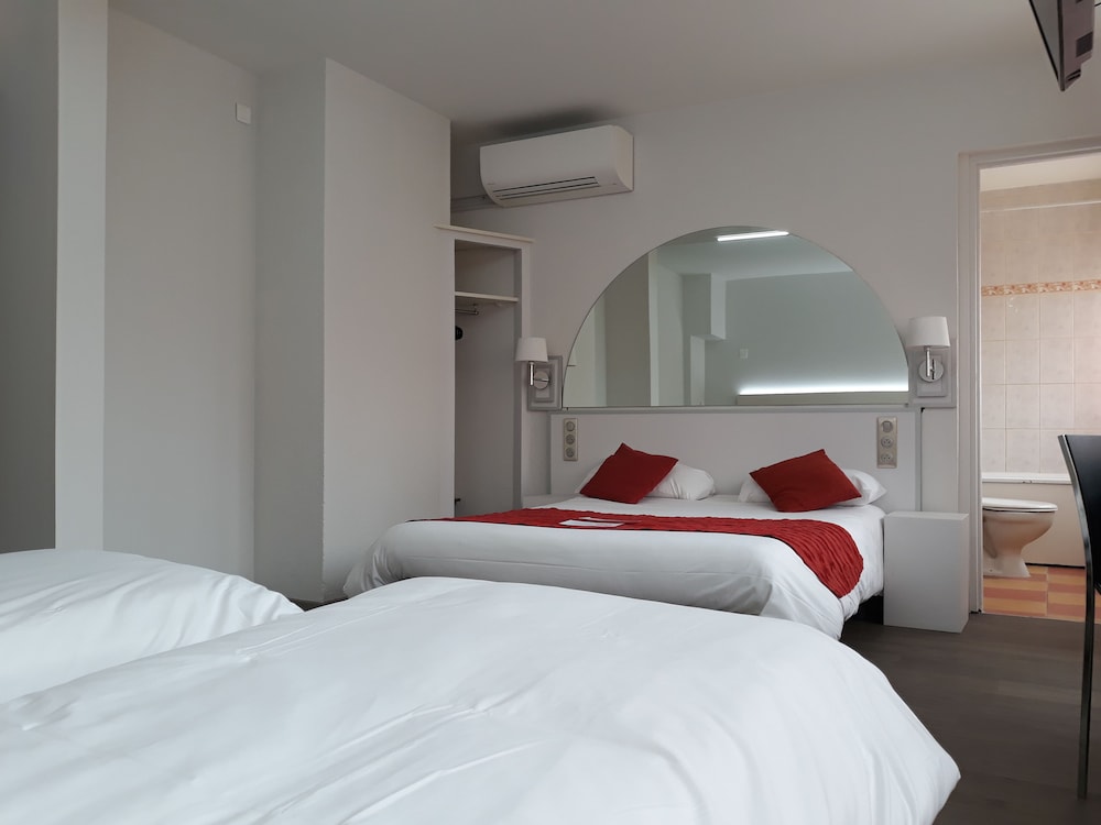 Escatel Hotel 13/60
