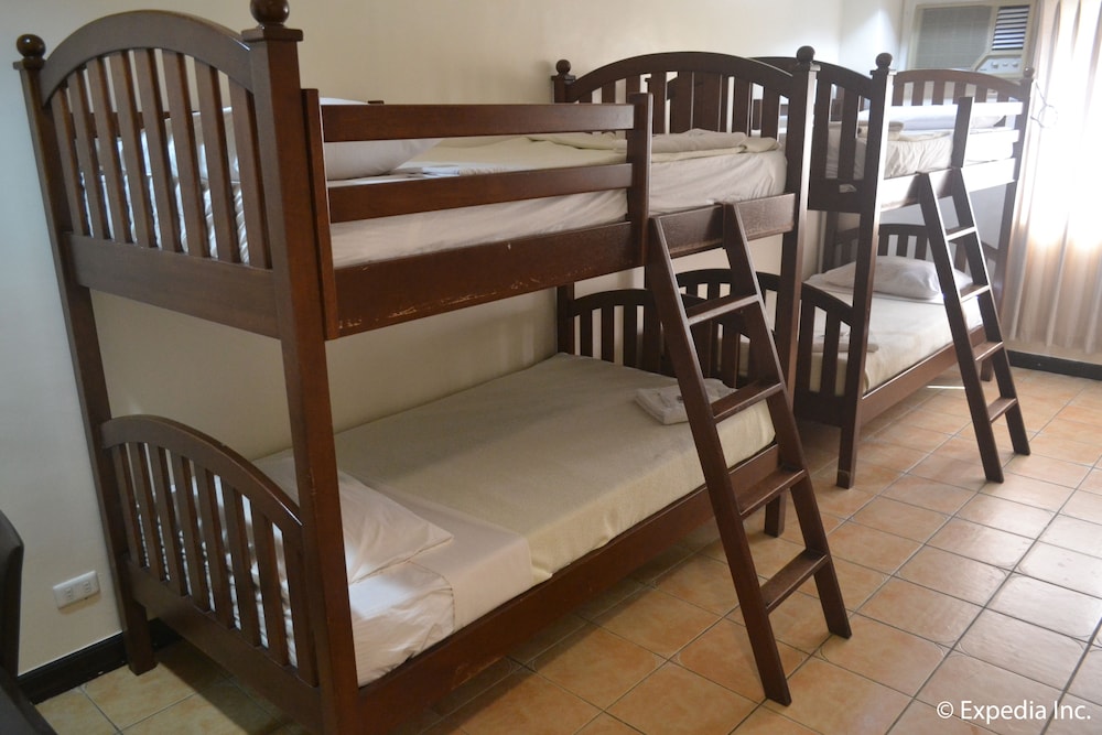 Tagaytay Country Hotel 44/57