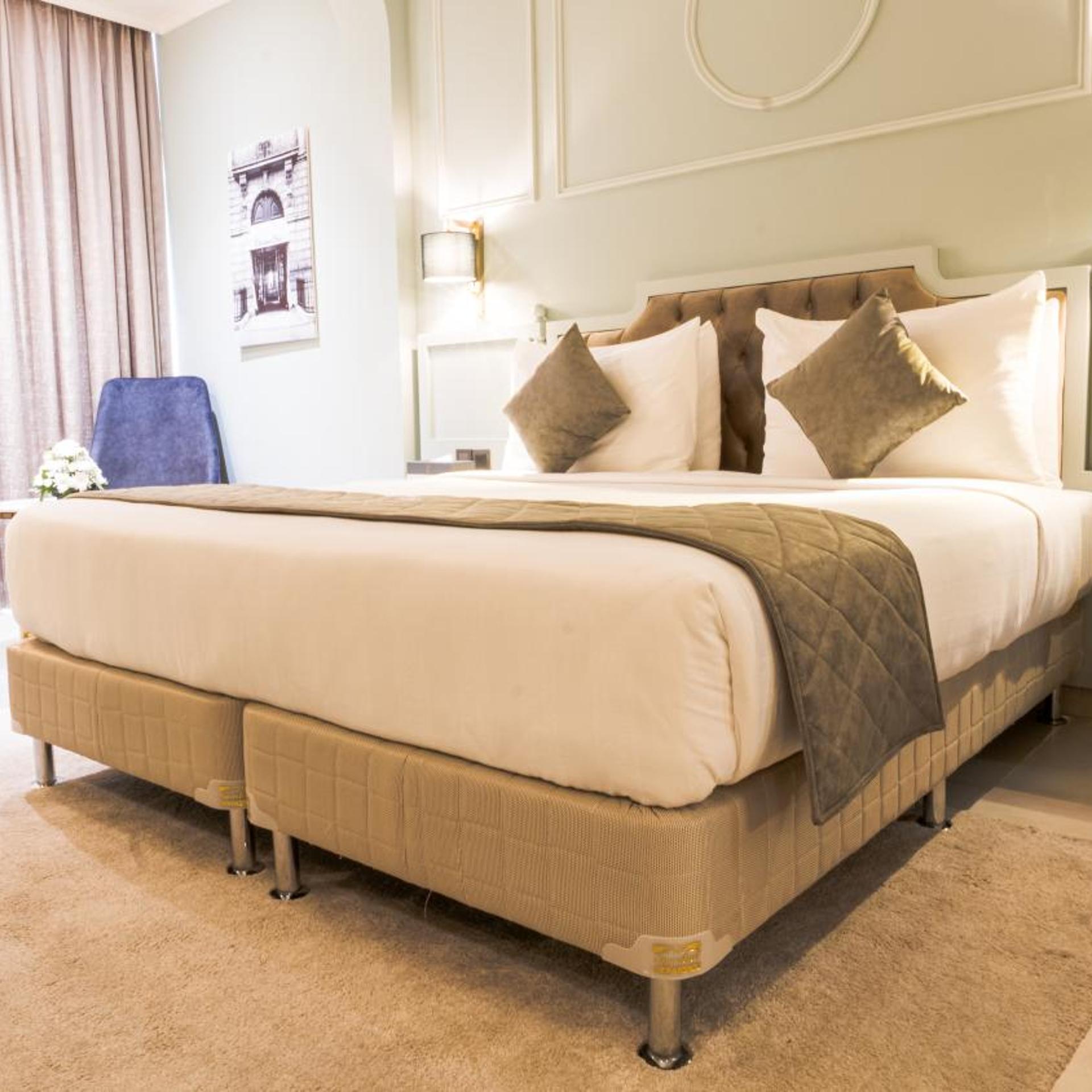 Royal, Suite, King Bed