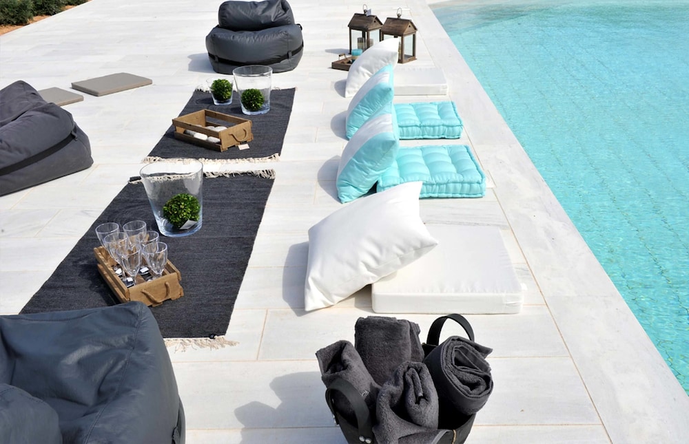 STAGONES LUXURY VILLAS 24/50