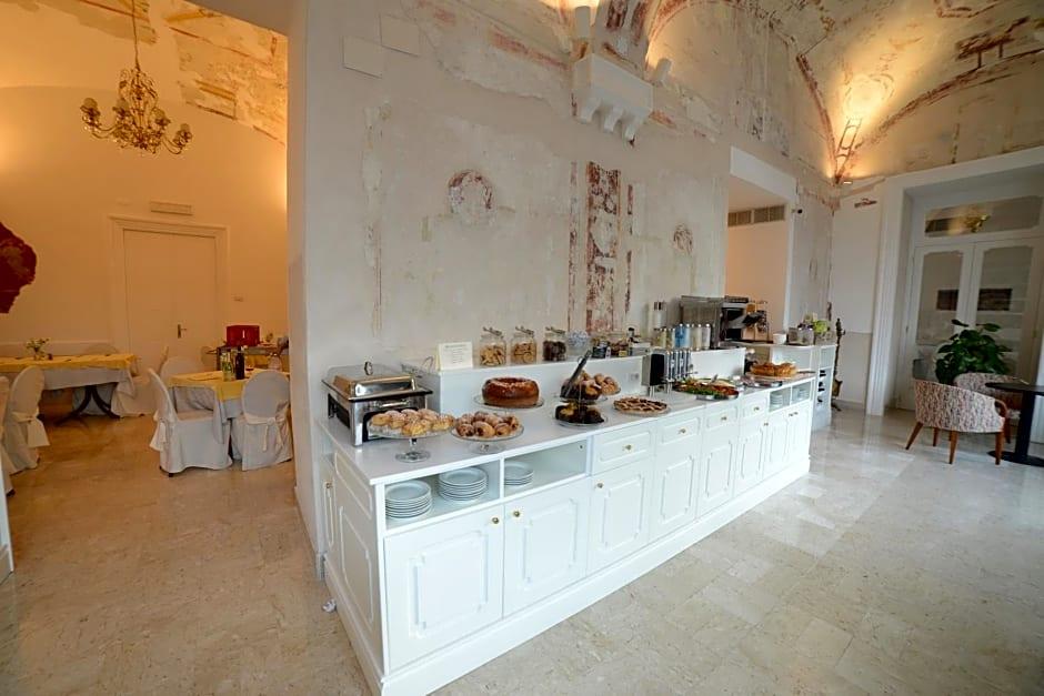 Hotel Vittoria 11/55