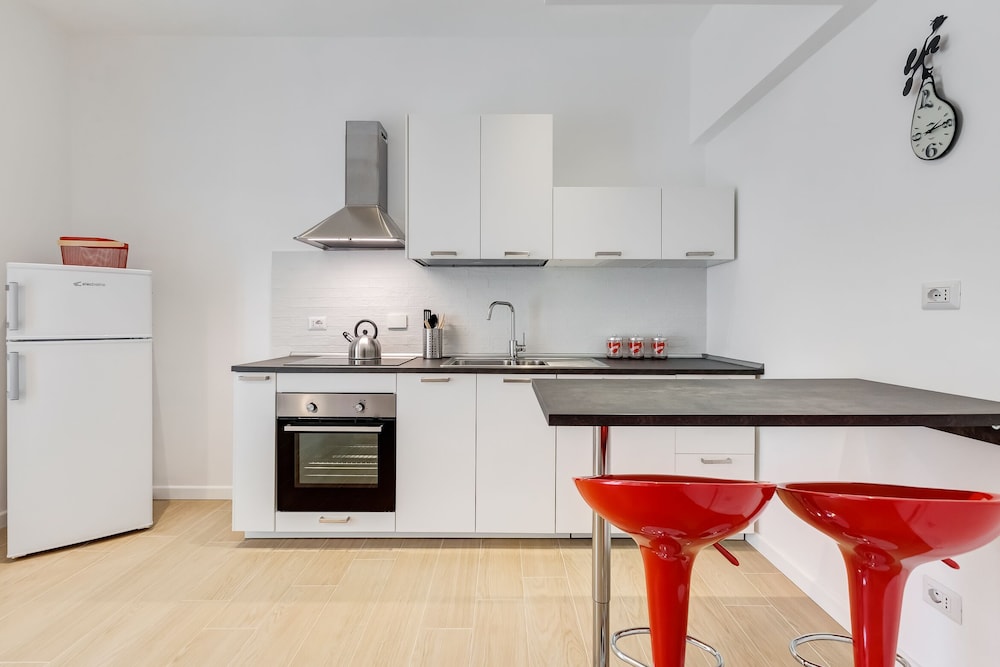 Lovely 3 rooms apartment close Trastevere Station 17/25