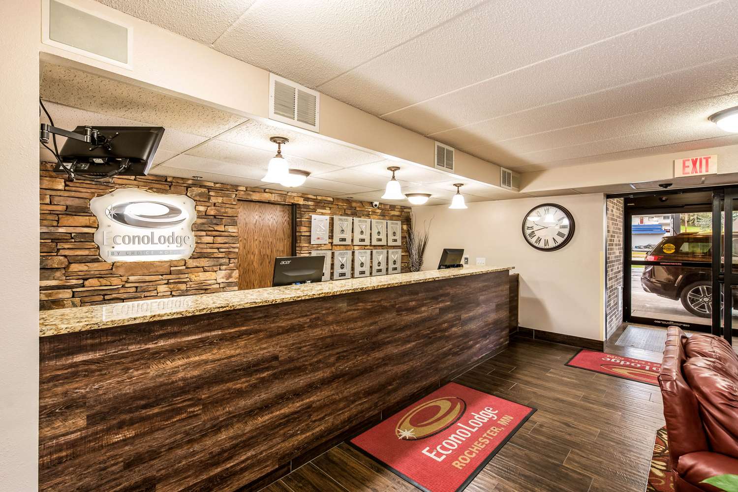 Econo Lodge Mayo Clinic Area 6/35