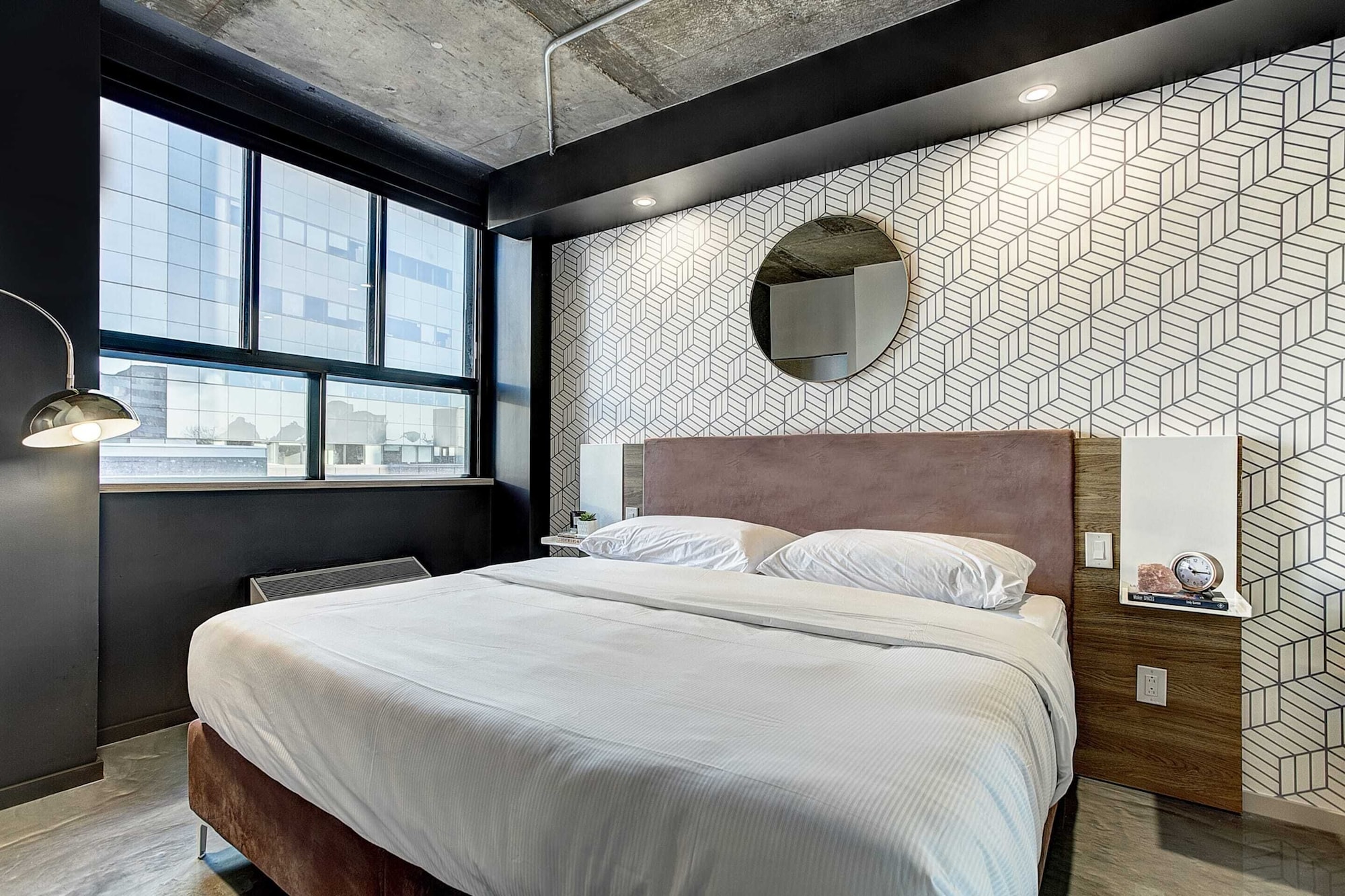 VIP, DOUBLE BED