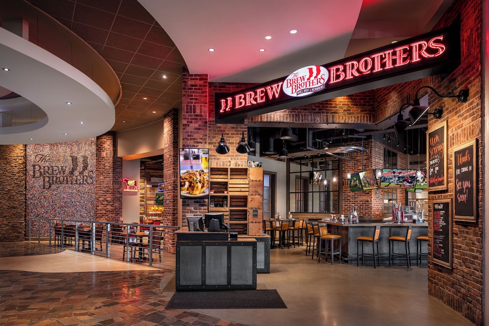 Isle Casino Hotel Waterloo - A Caesars Rewards Destination 37/52