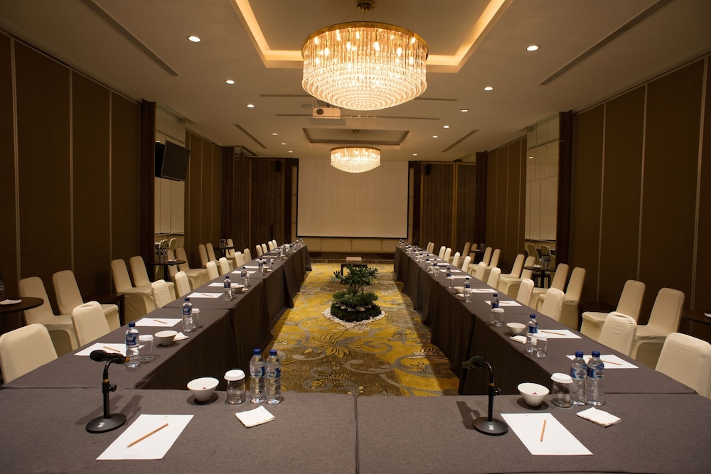 The Crystal Luxury Bay Resort Nusa Dua 64/72