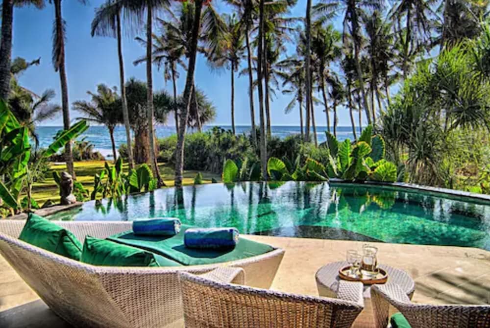 Sejuk Beach Villas 37/50