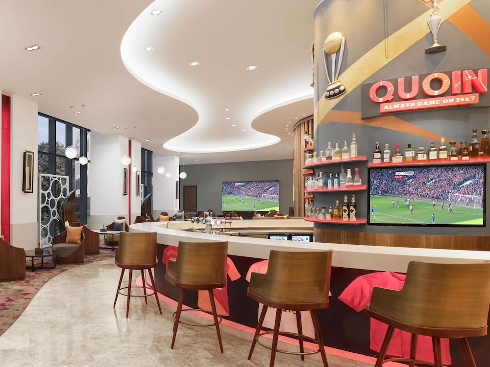 Novotel New Delhi Aerocity 48/64