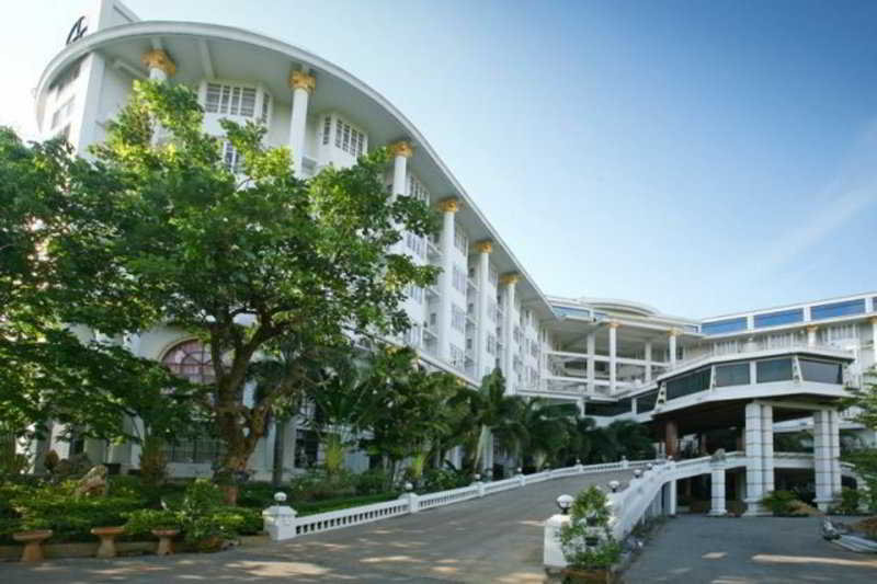 Hermitage Hotel & Resort 2/15