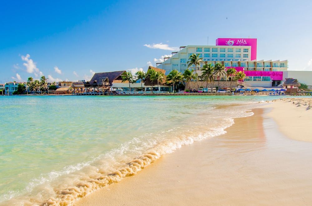 Mia Reef Isla Mujeres All Inclusive 63/66