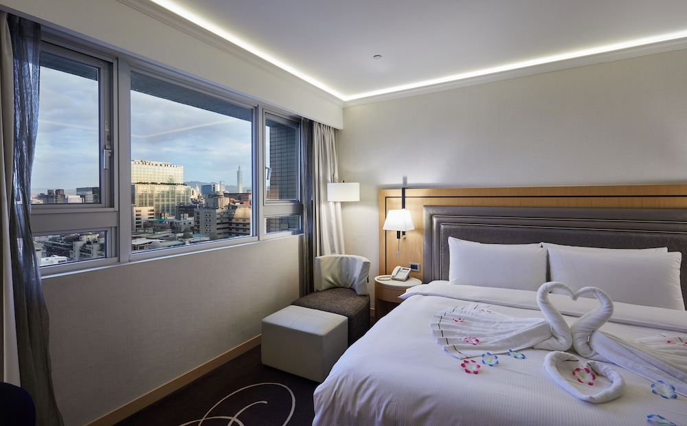 K Hotel Taipei Songjiang 7/36