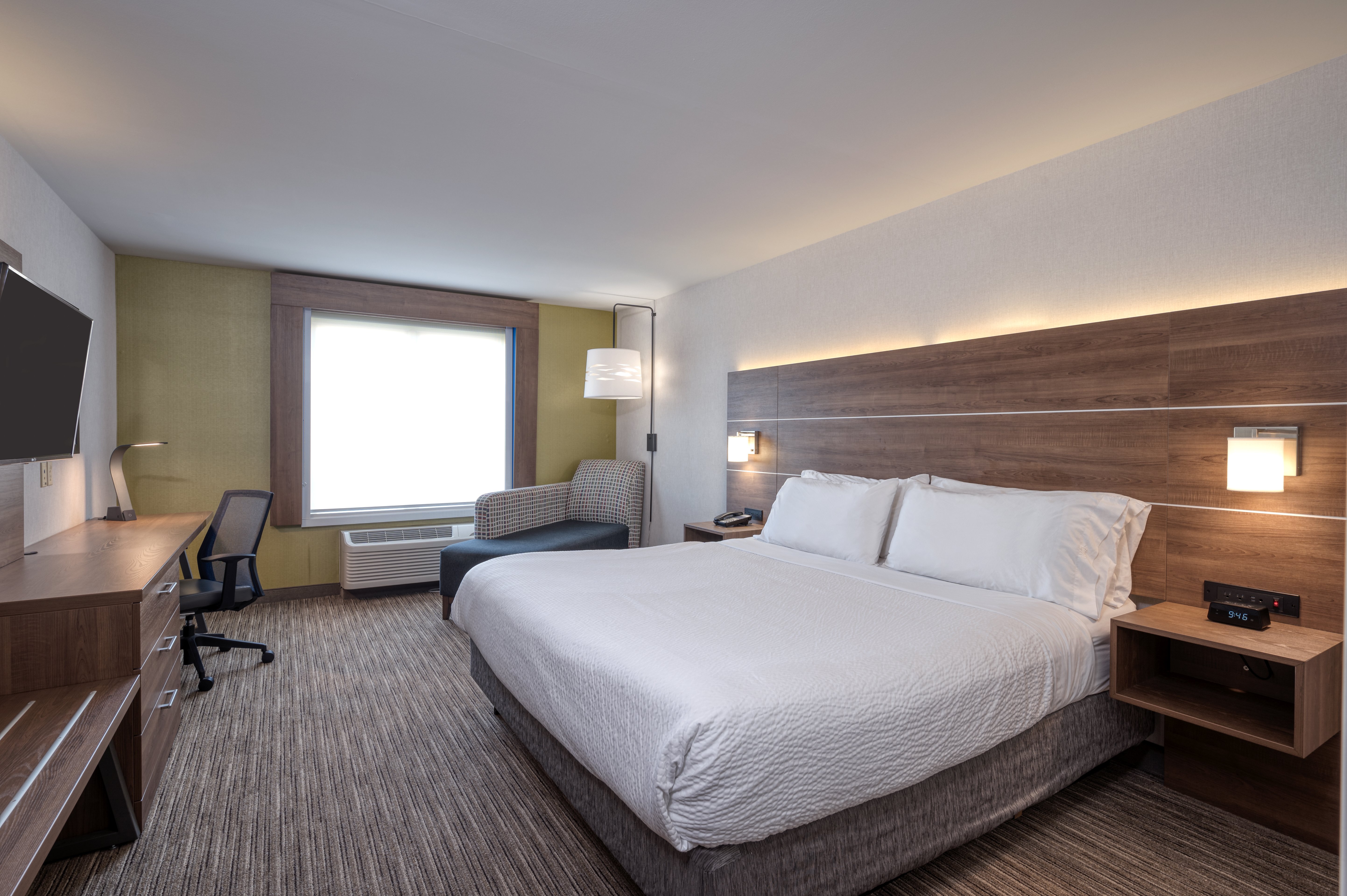 Holiday Inn Express Radcliff - Fort Knox 20/50