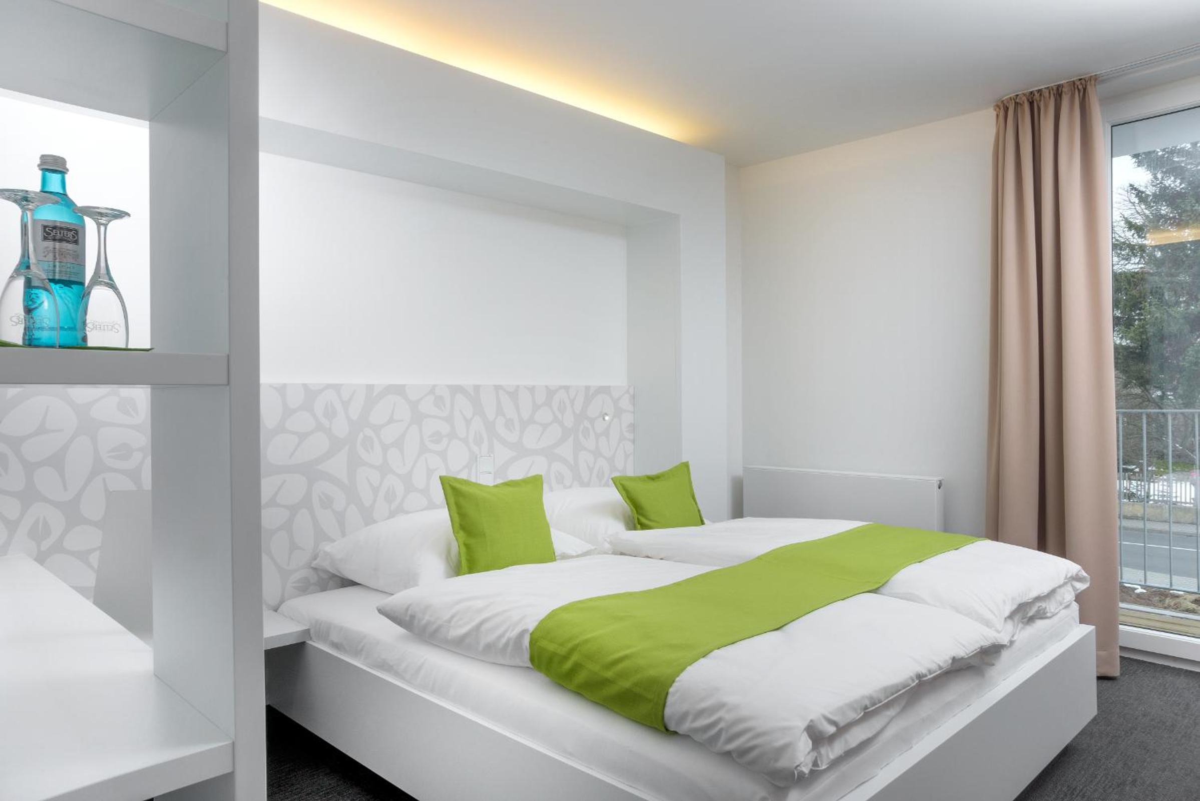 MARA Hotel 24/55