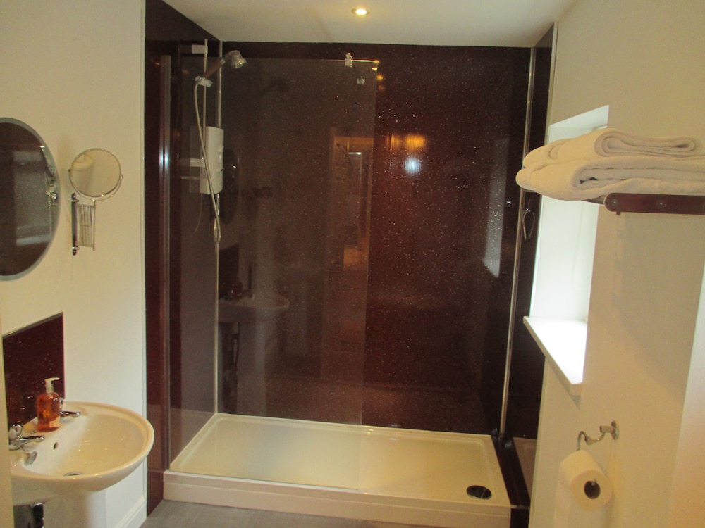 Executive, Suite, Double Bed, Courtyard Area