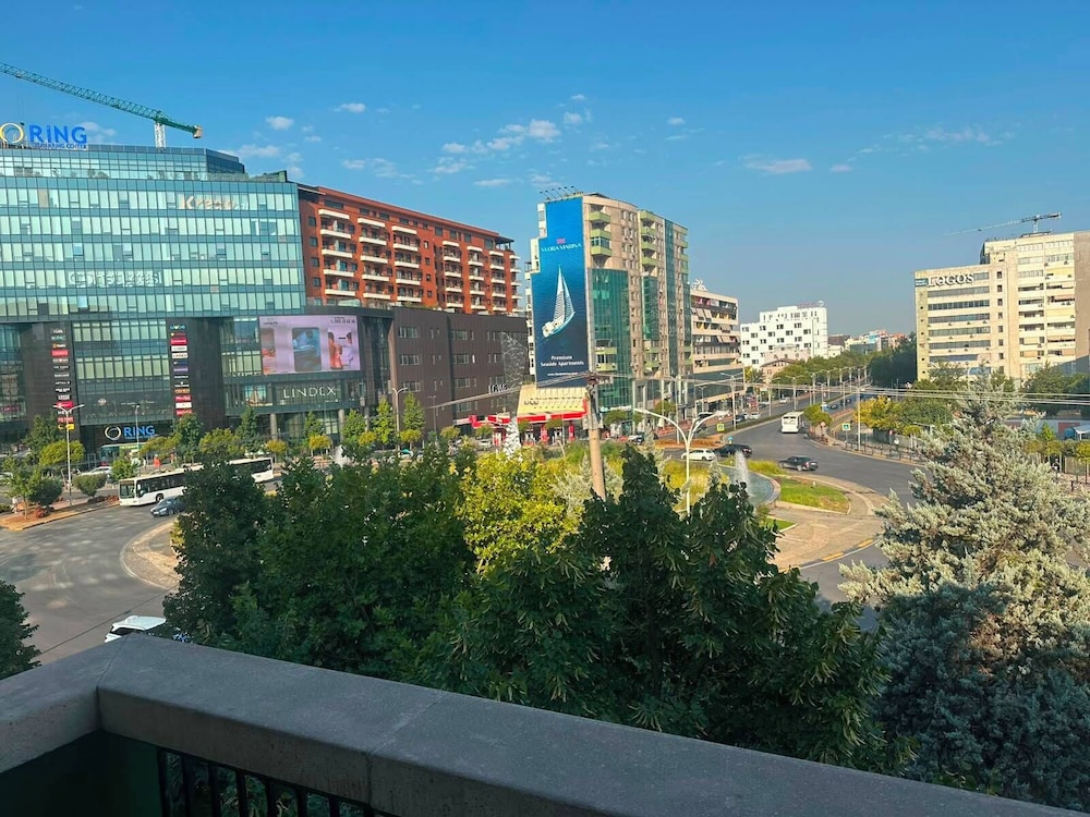 Ebel Boutique Hotel Tirana 41/50