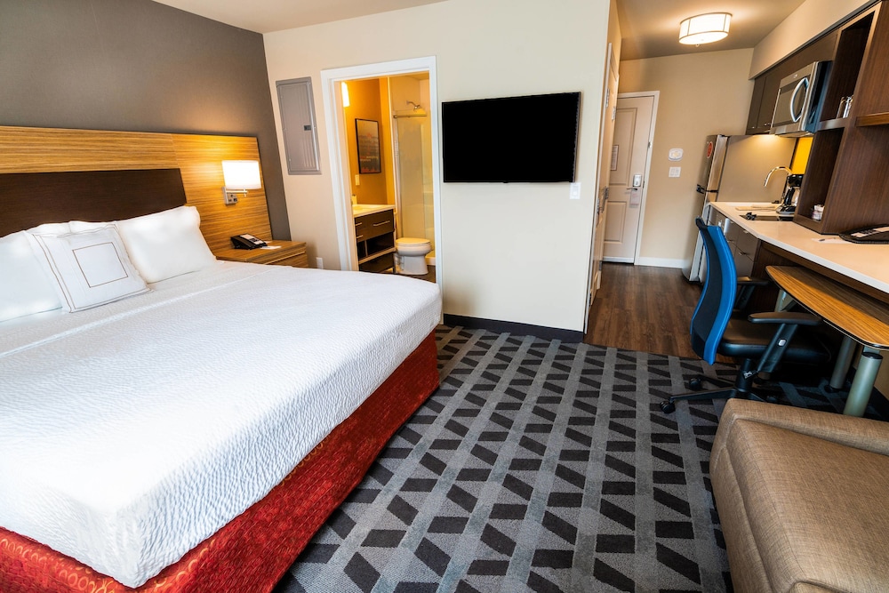 TownePlace Suites Las Vegas Stadium District 14/49