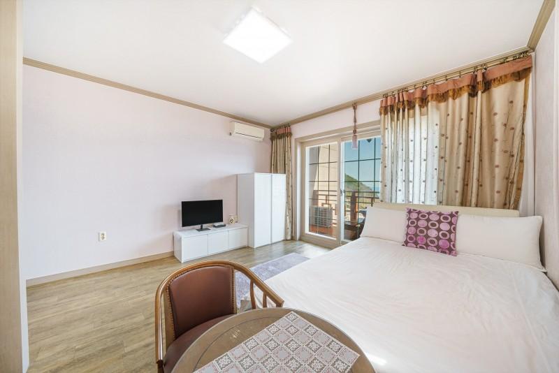 Geoje New Happy Pension 9/23