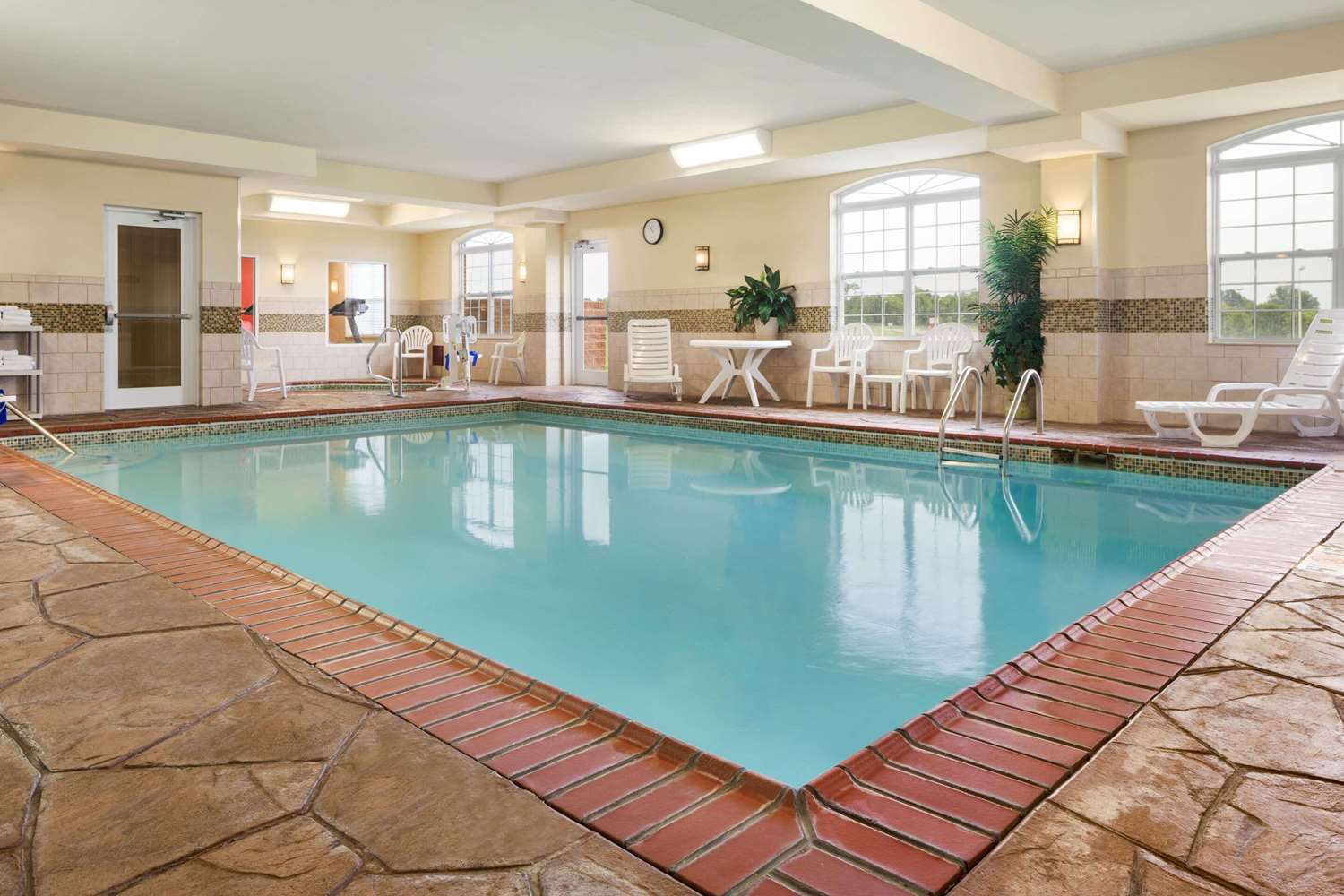 Country Inn & Suites By Radisson, Bowling Green, KY 7/12