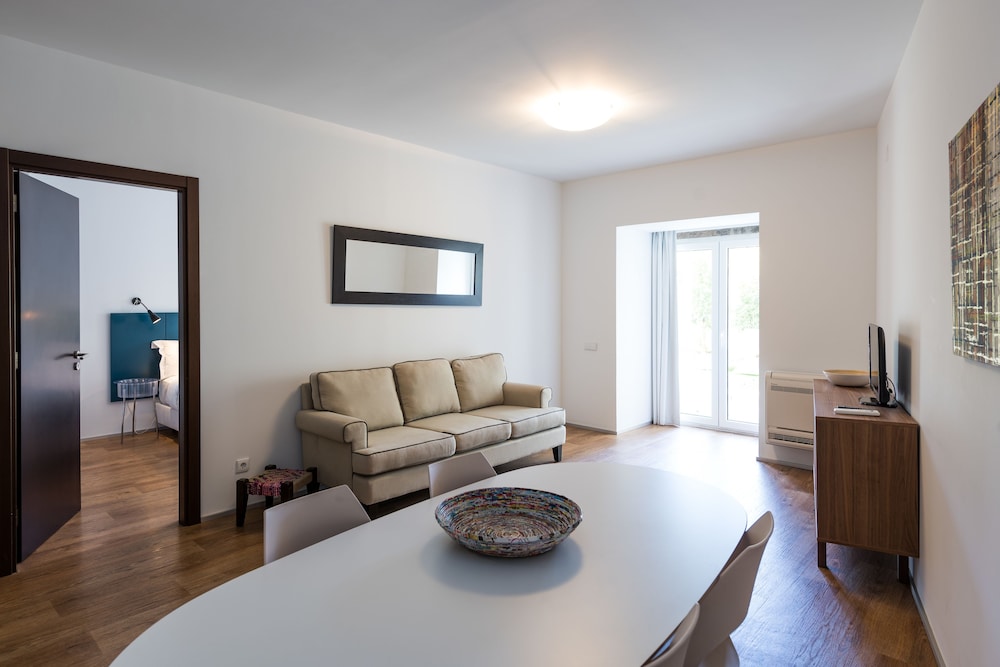 Alfama Lisbon Lounge Suites 34/50