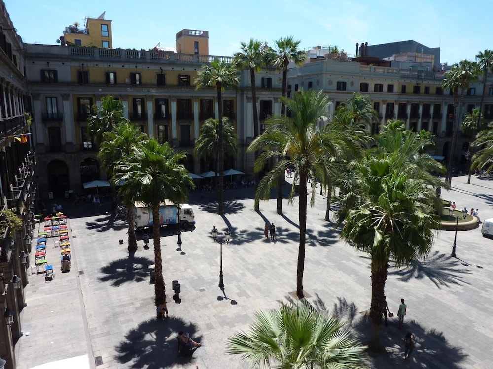 Roma Reial Hotel 21/23