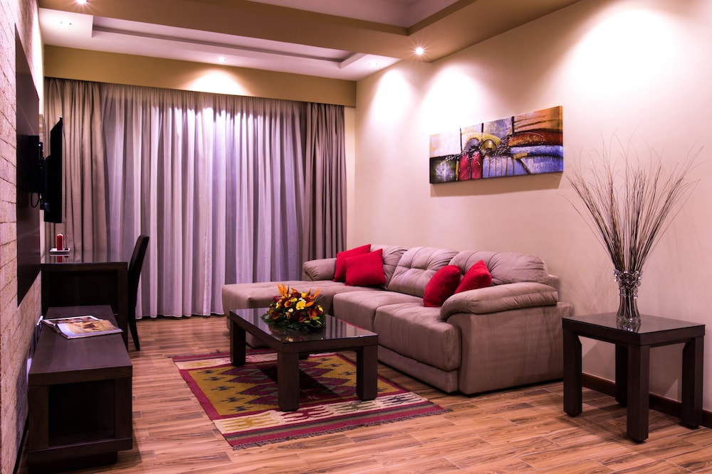 Bidwood Suite Hotel 31/50