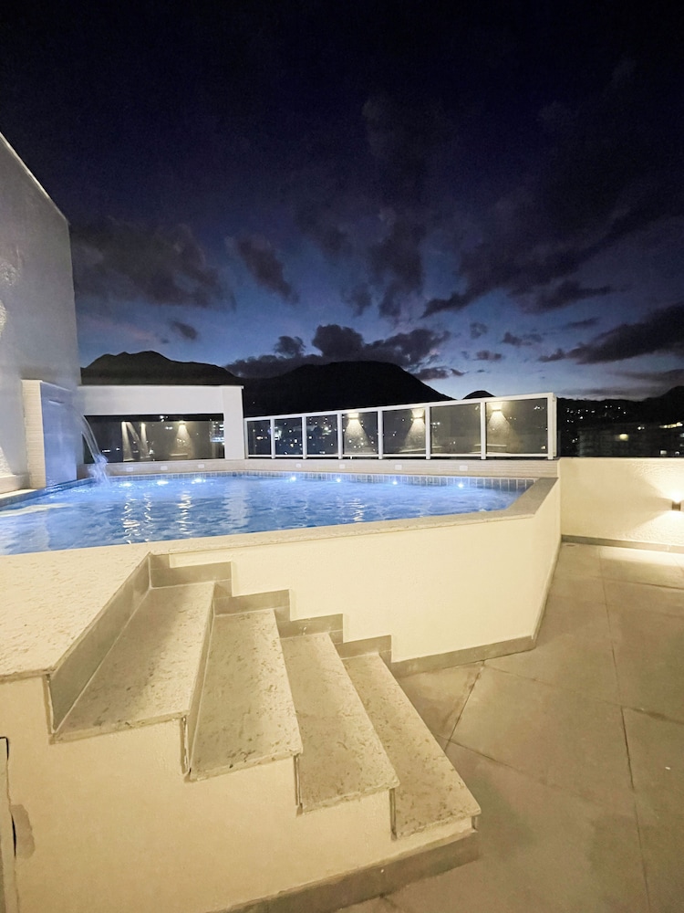 Athos Hotel 30/49