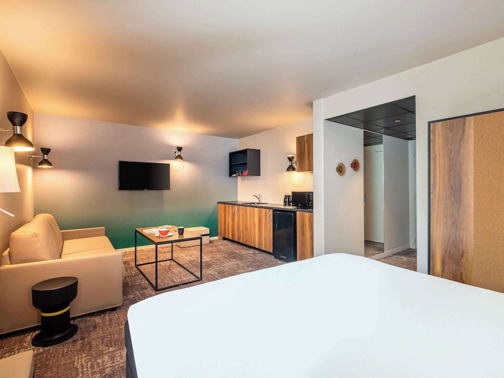 Ibis Styles Paris Meteor Avenue D'italie 24/61