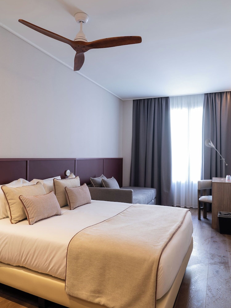 Hotel Well and Come Malaga 15/50