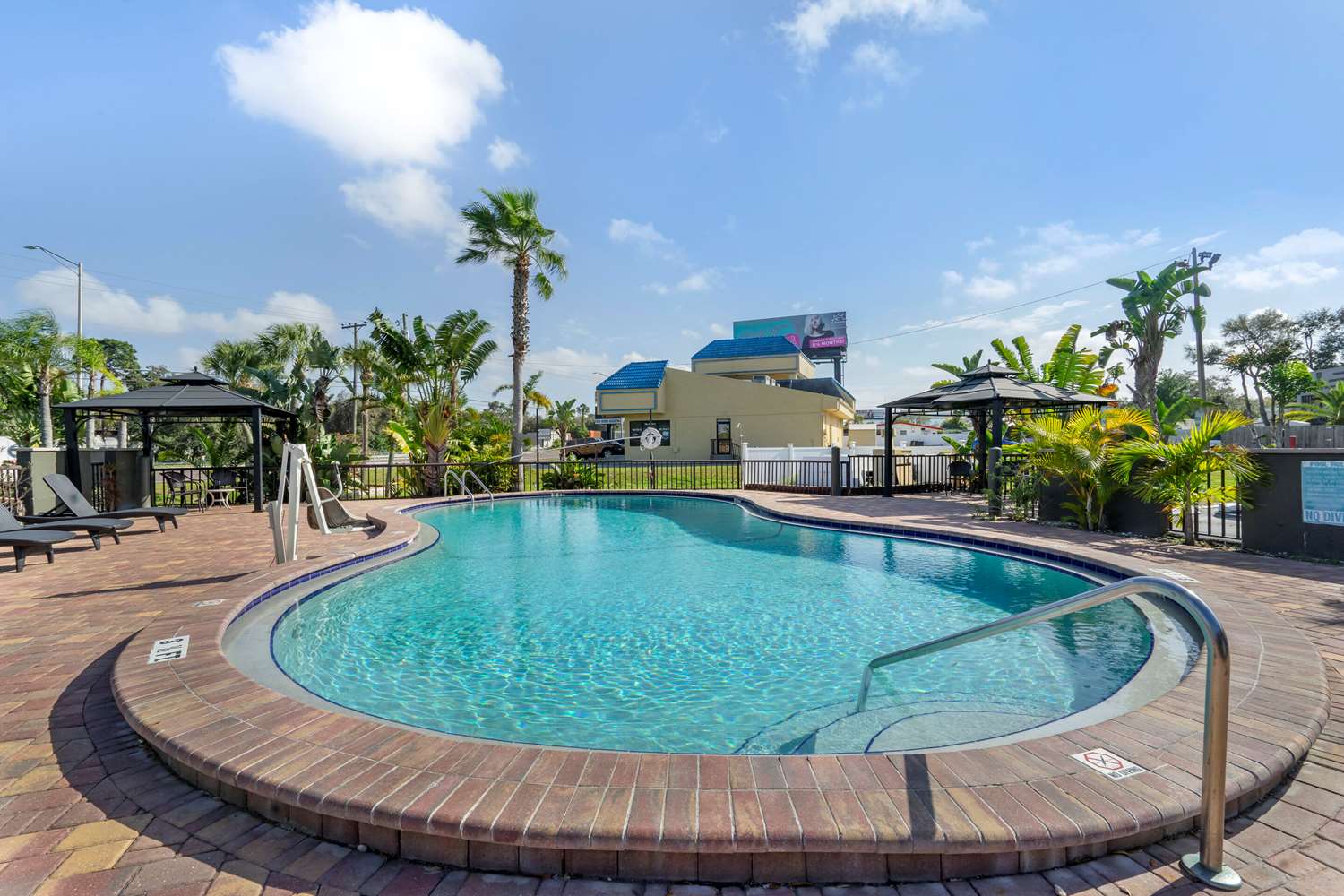 Rodeway Inn Clearwater-Dunedin 29/30