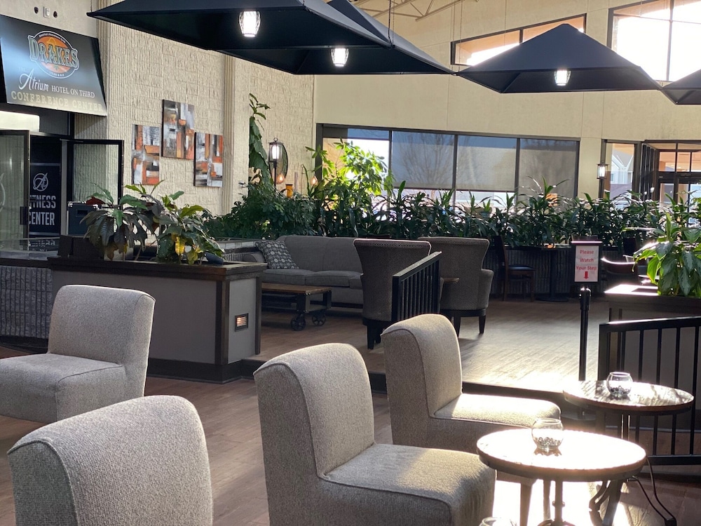 DoubleTree by Hilton Quincy 60/77