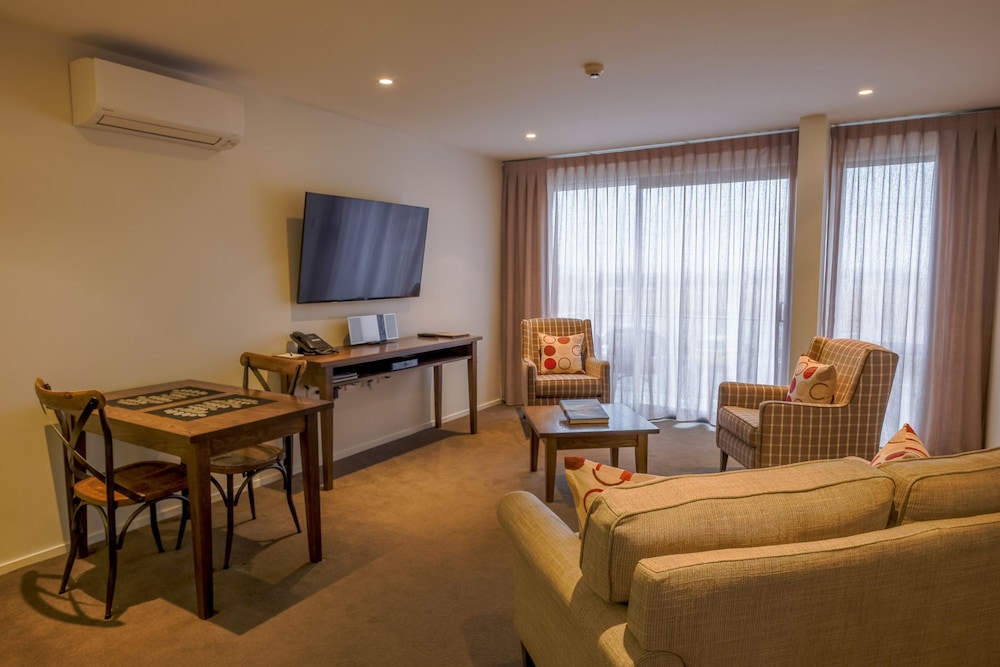 West Meadows Motel of Wanaka 38/50
