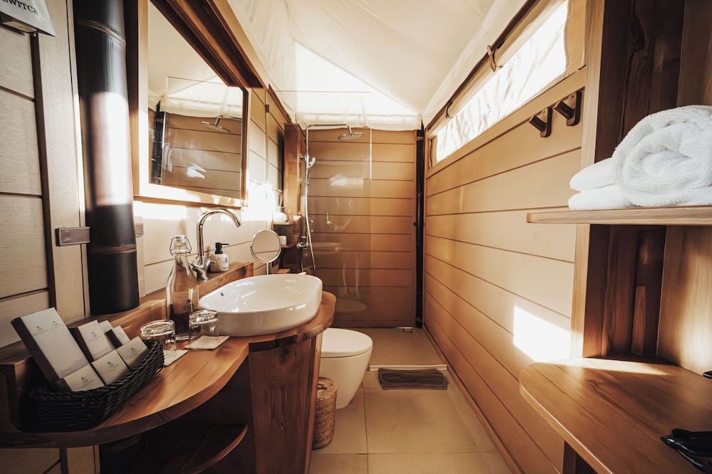 Glamp Nusa 67/70