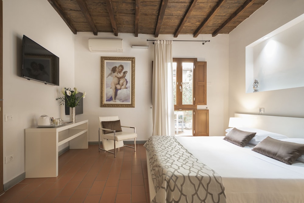 SETTE ANGELI ROOMS 43/72