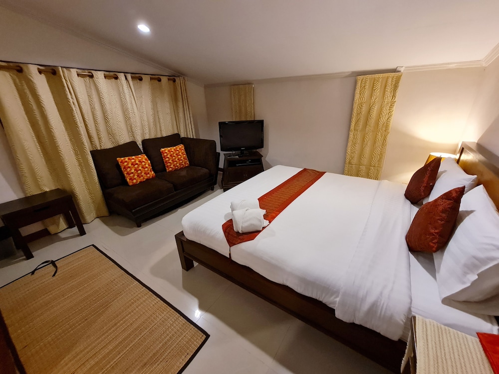 Thiva Pool Villa Hua Hin 35/68