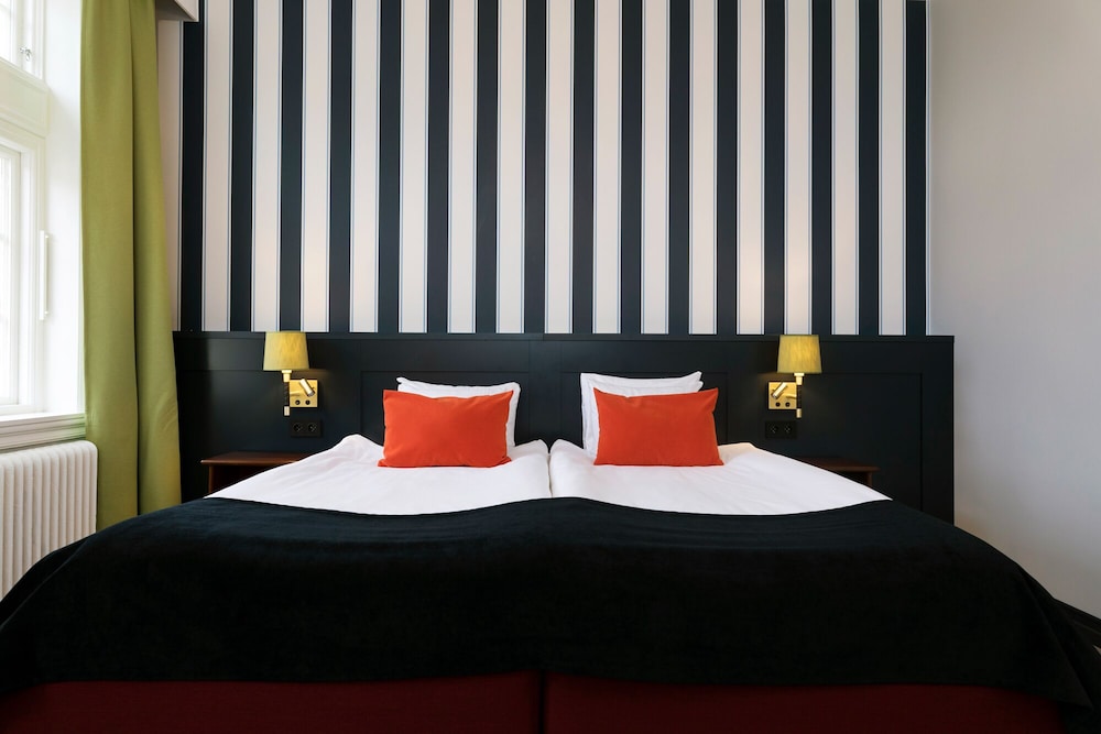 Profilhotels Calmar Stadshotell 12/77