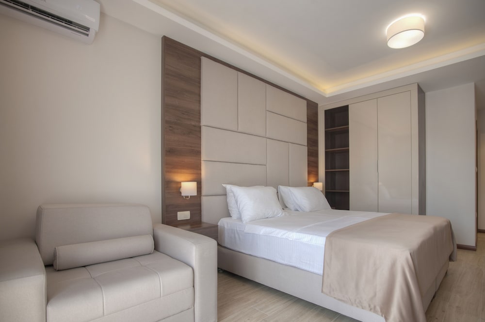 ROOM, TRIPLE, DOUBLE BED, SOFA