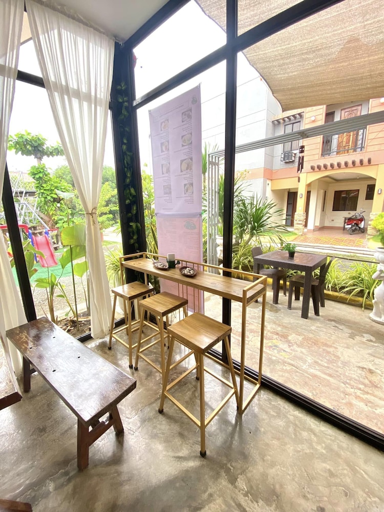 Manora Apartments And Guest House 43/66