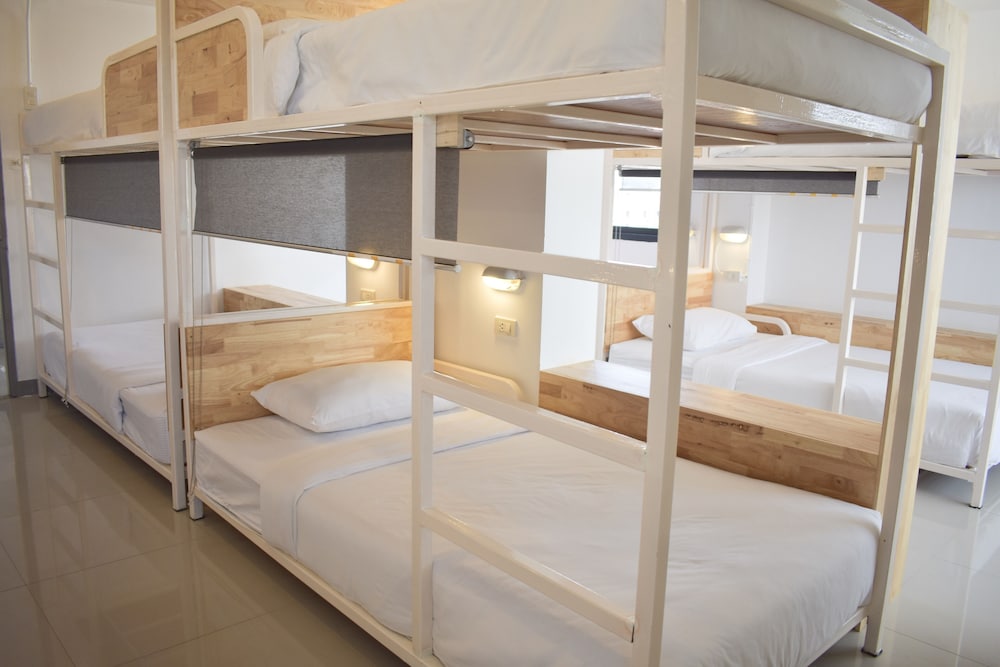 Mixed Dorm, 12 Beds، Loyy Hotel 4/9